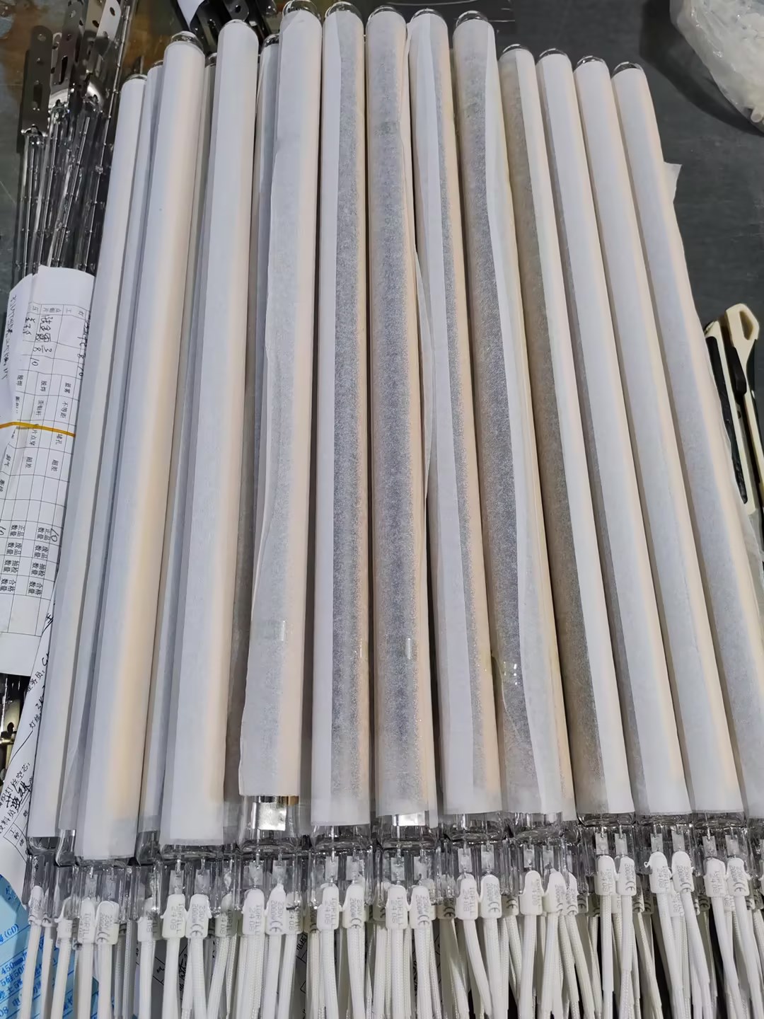 clear 550mm 220v 1500w carbon fiber heating lamp SK15 ceramic